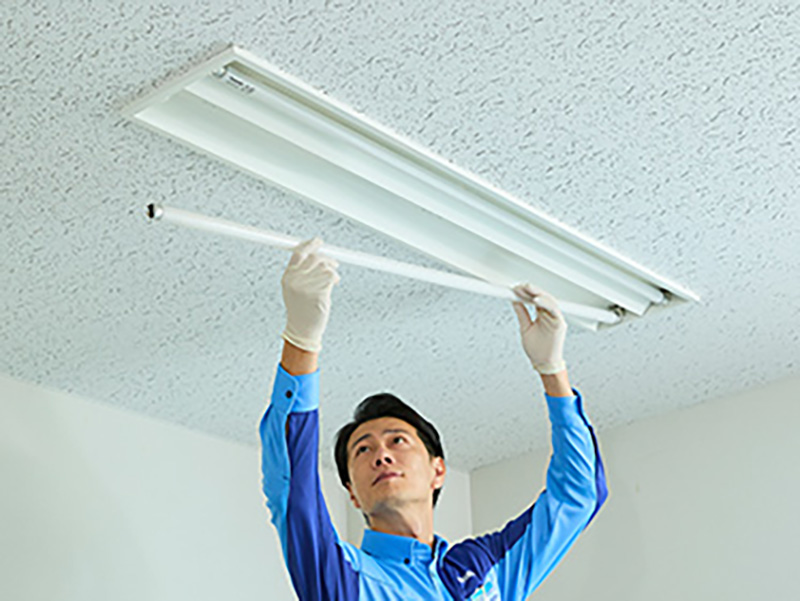 ダスキンの照明器具クリーニング